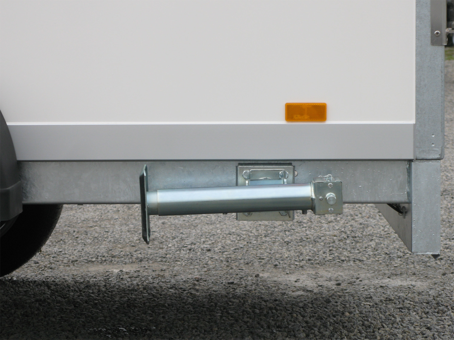 HUMBAUR HGK 13 27 16 21 PF60 Deluxe Kühlanhänger mit hochwertiger Isolierung – Image 13